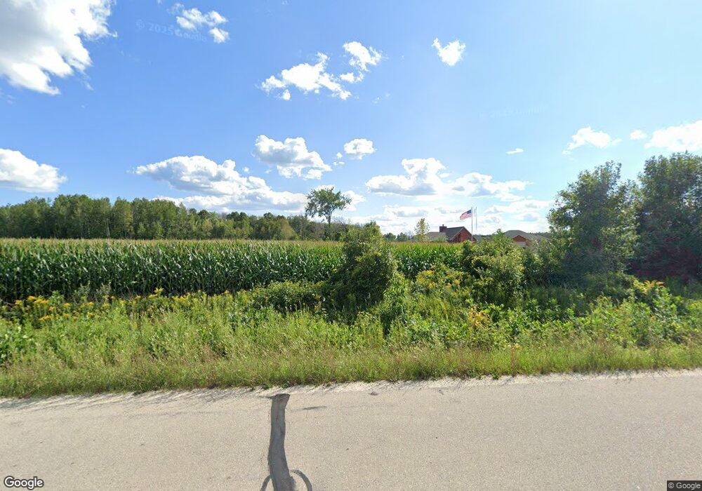 1045 E Hillcrest Rd, Two Rivers, WI 54241 - photo 1