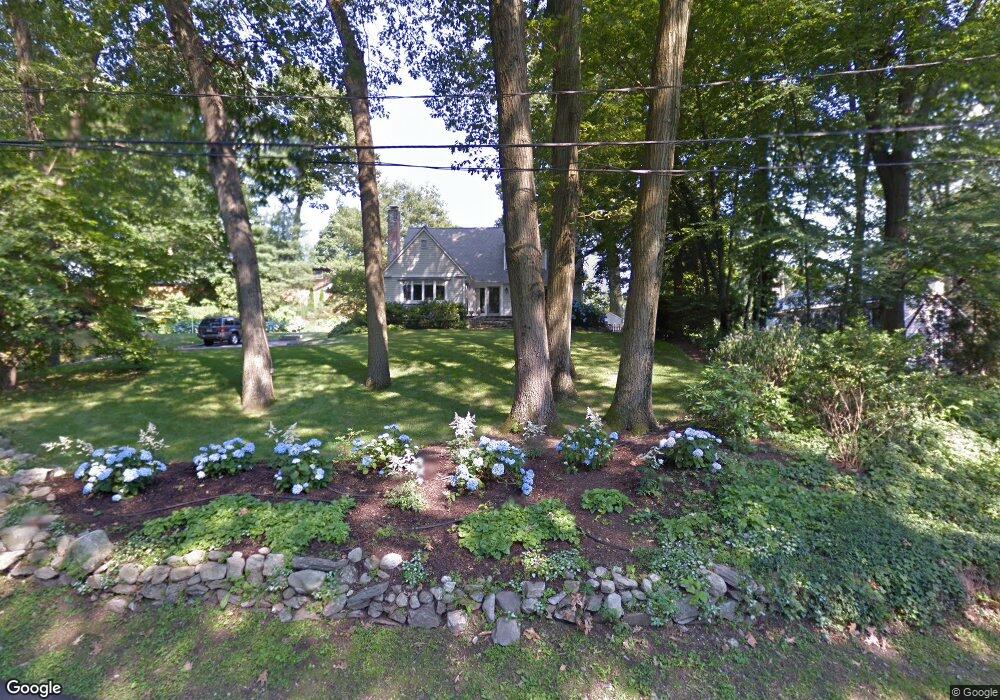 9 Laurel Rd, Westport, CT 06880 - photo 1