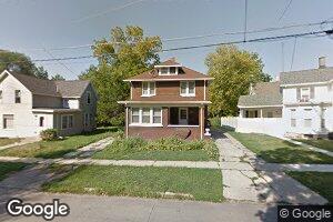 806 S Oak Ave, Freeport, IL 61032
