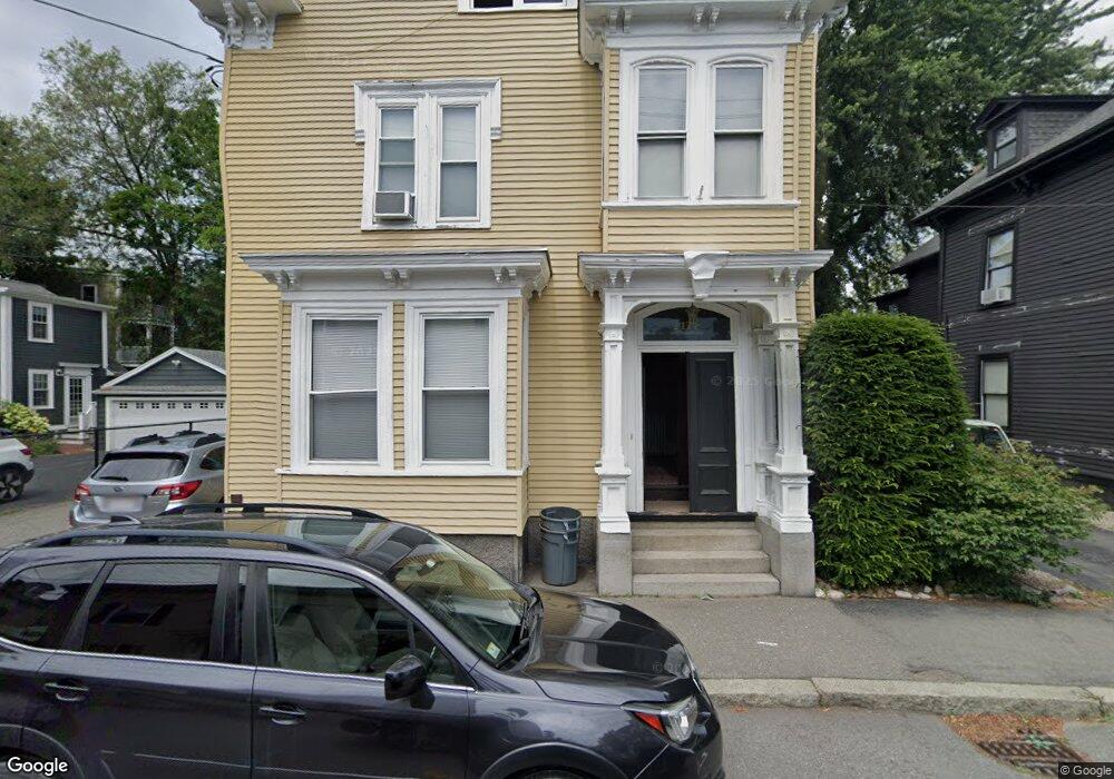 17 Briggs St unit 2, Salem, MA 01970 - photo 1