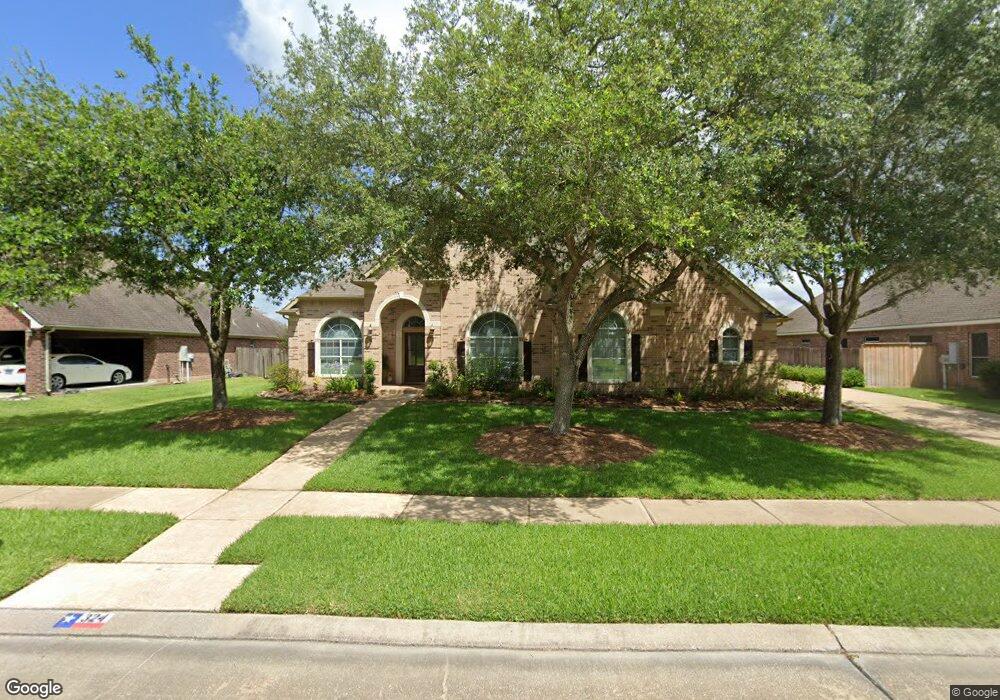 324 Overlook Dr, Friendswood, TX 77546 - photo 1