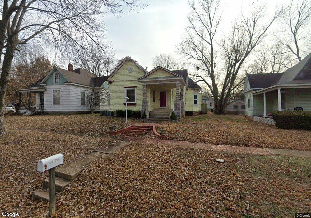 1818 Felix Ave, Parsons, KS 67357 - photo 1