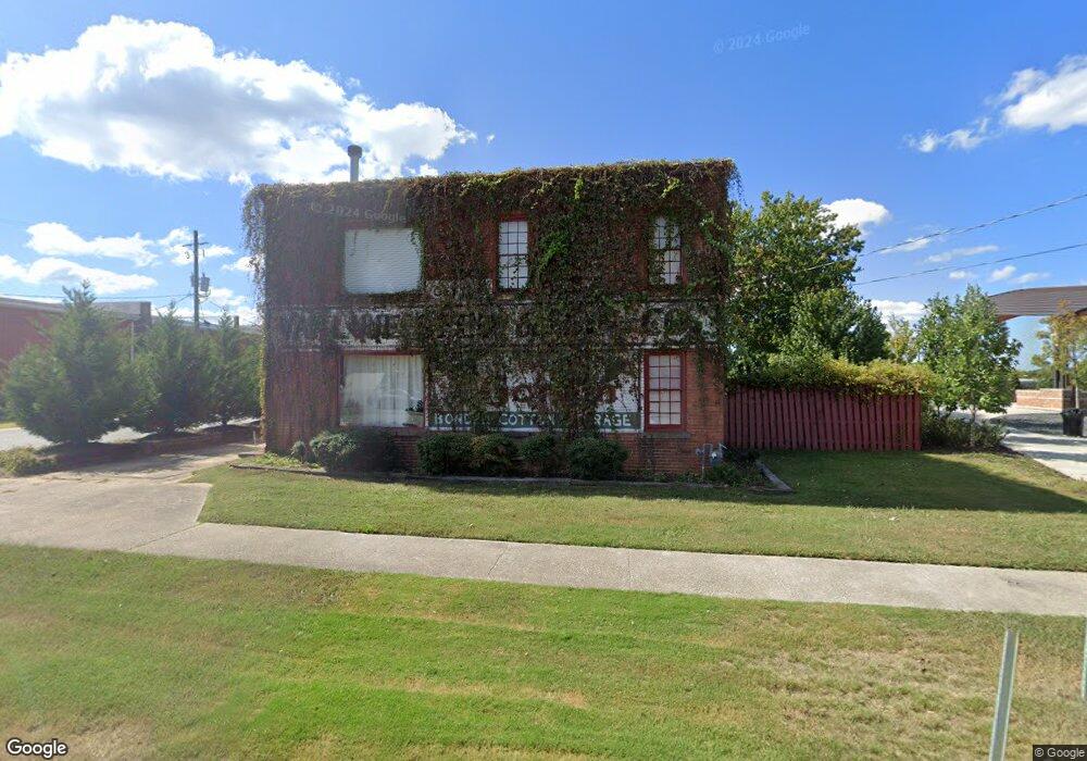 179 E Athens St, Winder, GA 30680 - photo 1