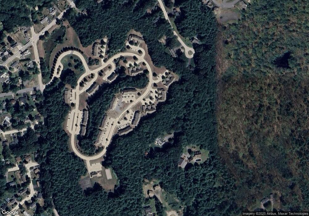 48 Overlook Cir unit 22, Hudson, NH 03051 - photo 1