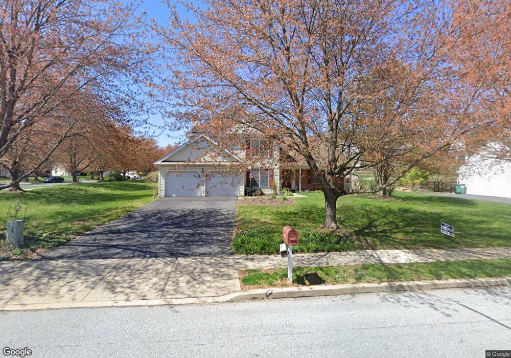 1101 Stonehenge Dr, Reading, PA 19606 - photo 1