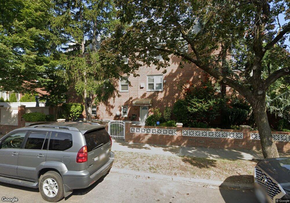 25-24 146th St unit 2, Flushing, NY 11354 - photo 1