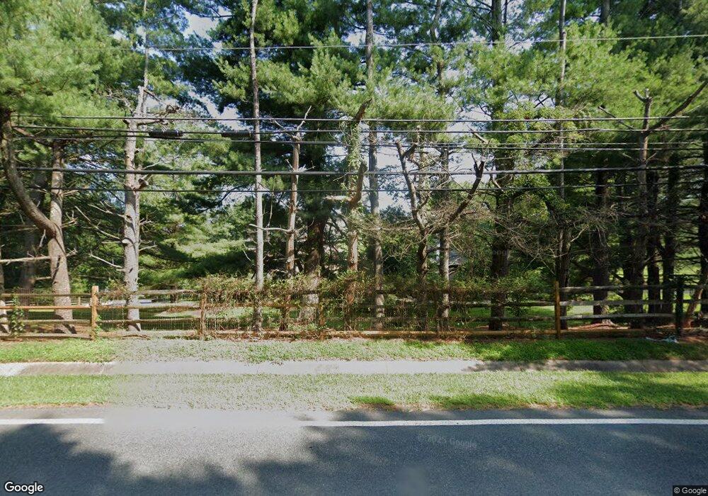 8921 Brink Rd, Gaithersburg, MD 20882 - photo 1