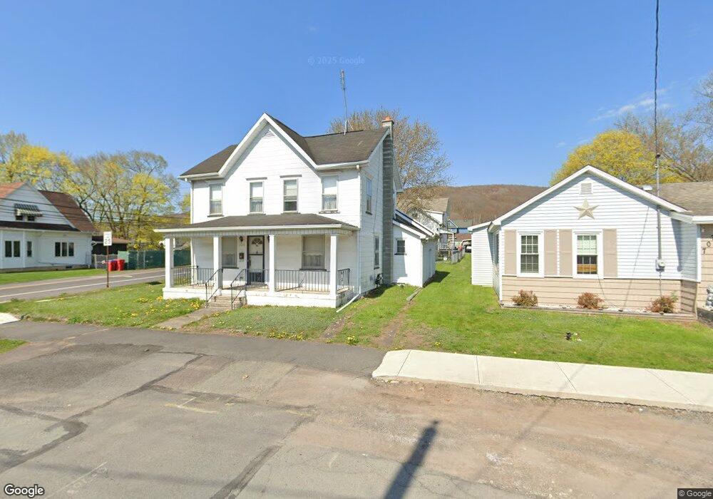 701 Lincoln Ave, Jermyn, PA 18433 - photo 1