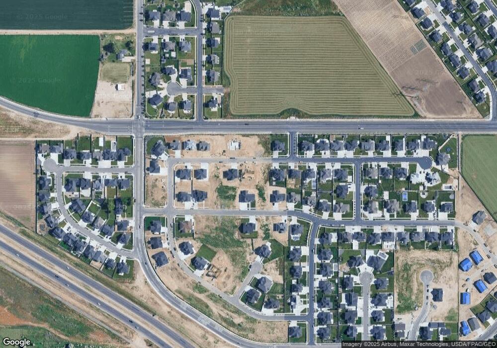 2077 W 800 S, Layton, UT 84041 - photo 1