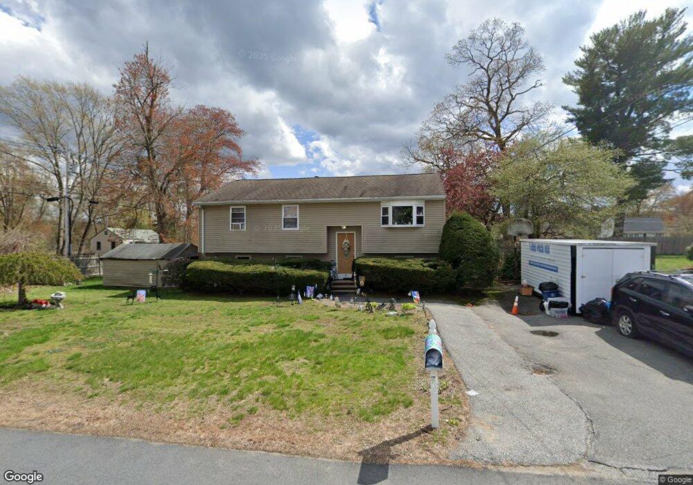 10 Maplewood Ave, Billerica, MA 01821 - photo 1