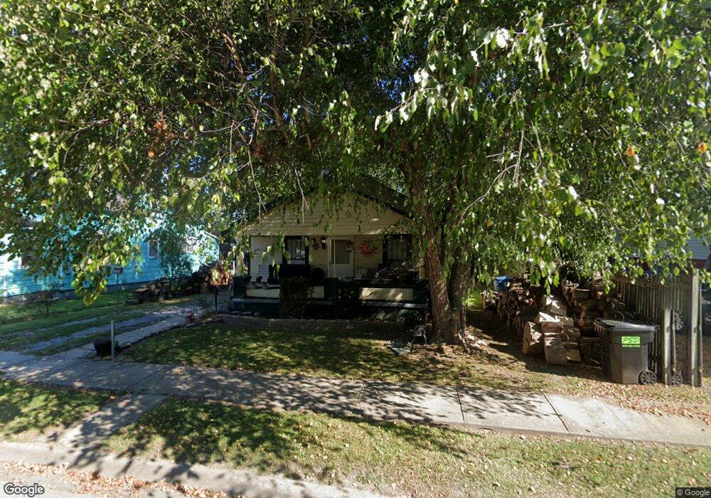 106 E Ford St, Harrisburg, IL 62946 - photo 1