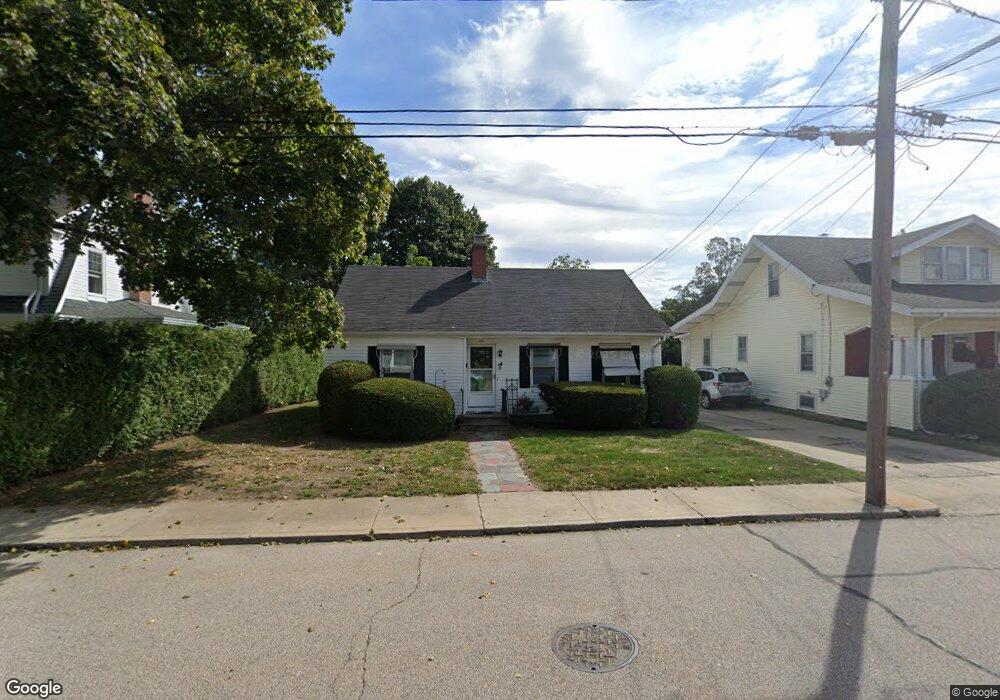 20 Lester Ave, Pawcatuck, CT 06379 - photo 1