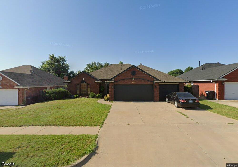 1704 SE 1st St, Moore, OK 73160 - photo 1