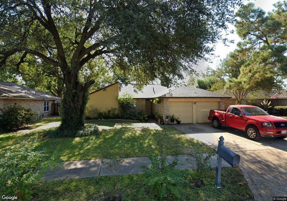 3431 Sandbrook Dr, Houston, TX 77066 - photo 1