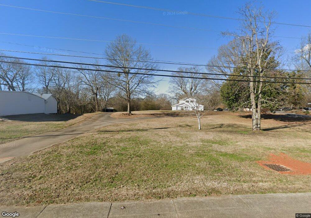 953 W Shadburn Ave, Buford, GA 30518 - photo 1