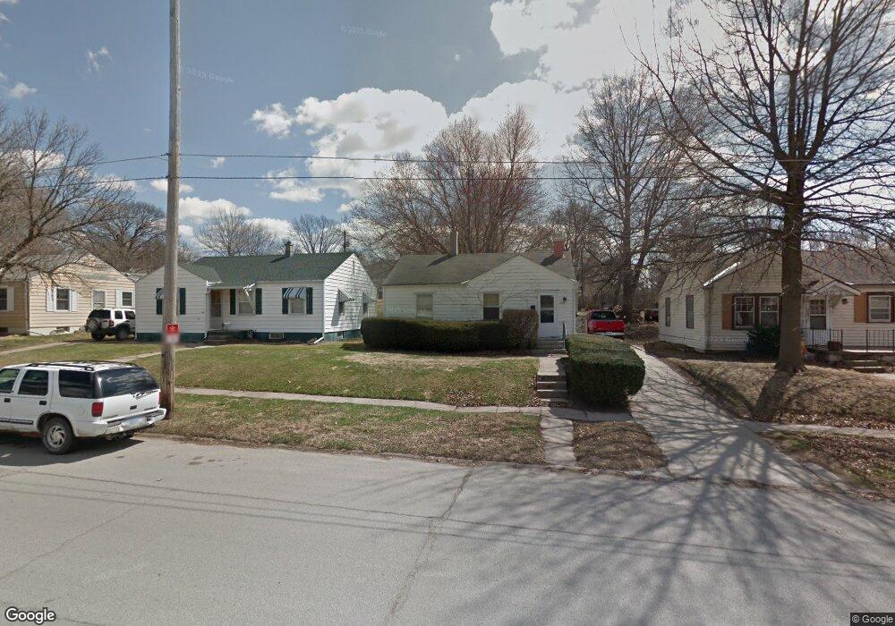 200 W Nishna Rd, Shenandoah, IA 51601 - photo 1