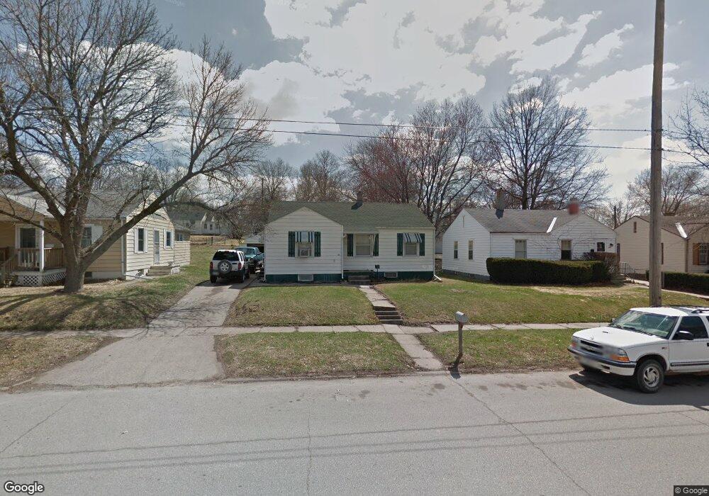 110 W Nishna Rd, Shenandoah, IA 51601 - photo 1