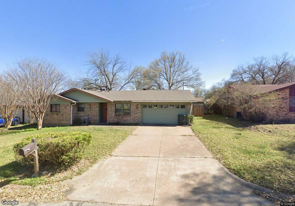 1205 Wedgewood Dr, Cleburne, TX 76033 - photo 1