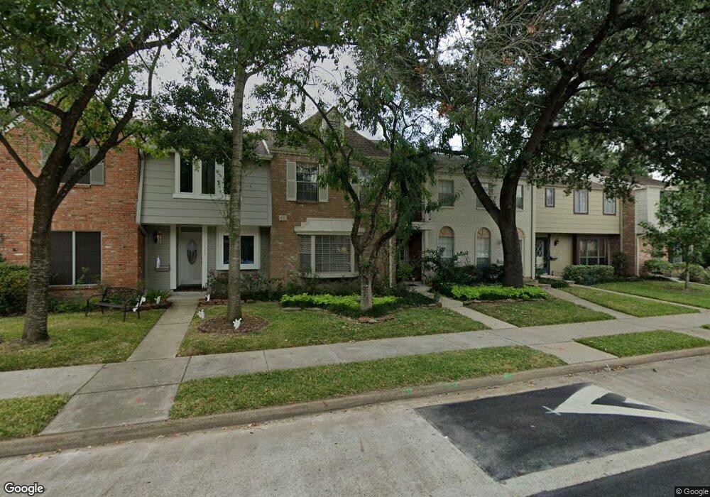 1361 Country Place Dr unit 94, Houston, TX 77079 - photo 1