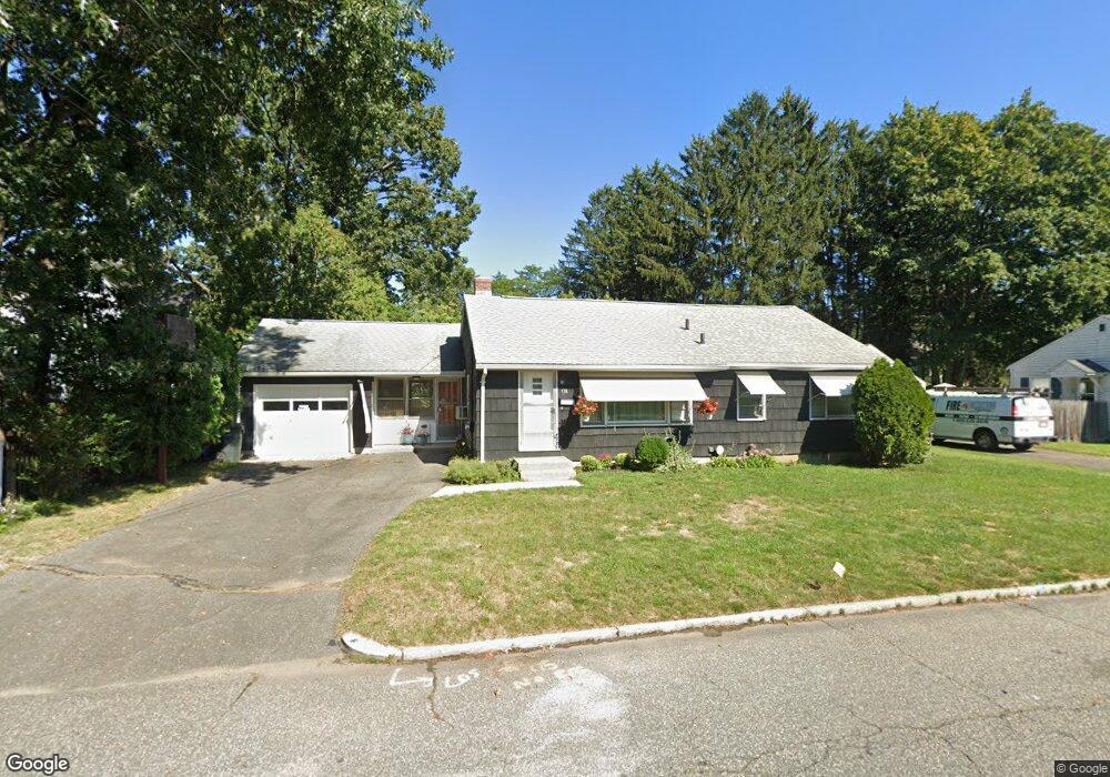 115 Balis St, Springfield, MA 01109 - photo 1