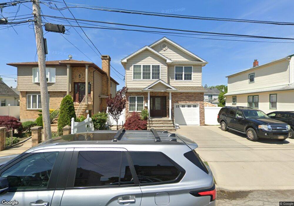 203 Monroe St, Franklin Square, NY 11010 - photo 1