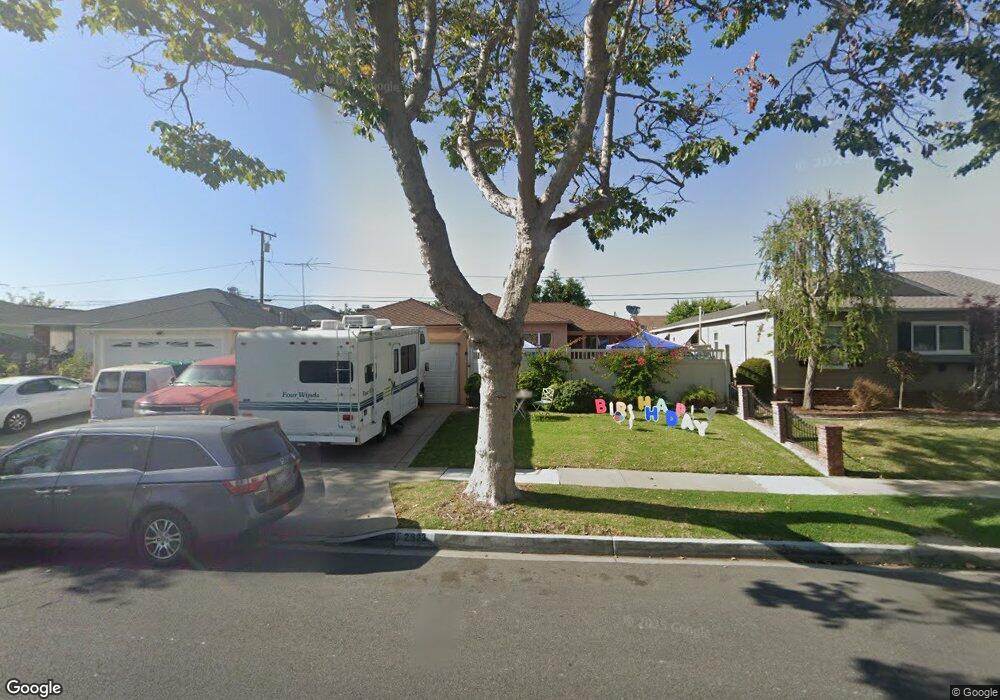 2823 Arbor Rd, Lakewood, CA 90712 - photo 1