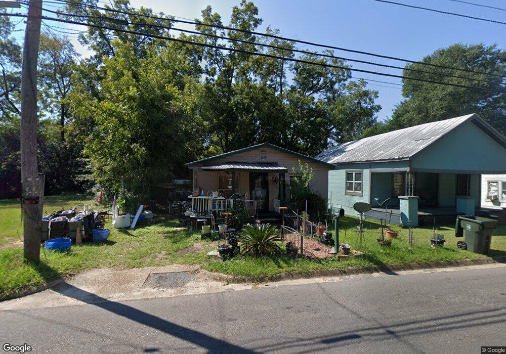 1254 E Burdeshaw St, Dothan, AL 36303 - photo 1