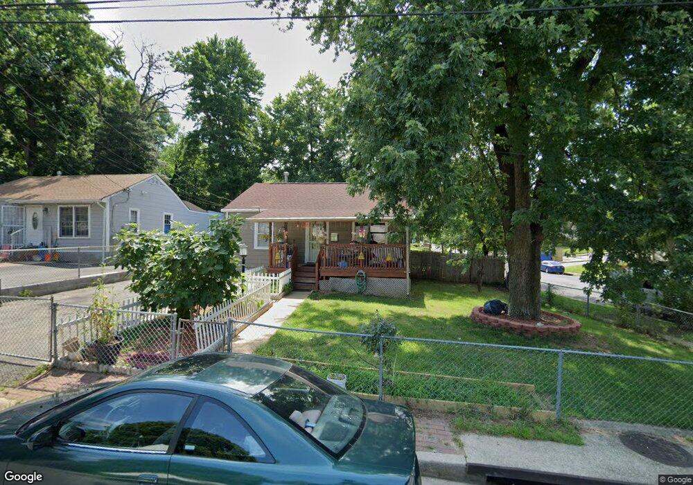 5201 60th Ave, Hyattsville, MD 20781 - photo 1