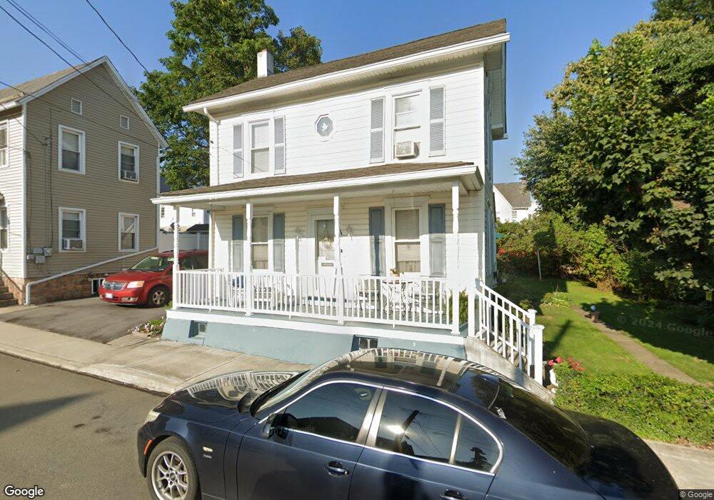 24 A St, Pen Argyl, PA 18072 - photo 1