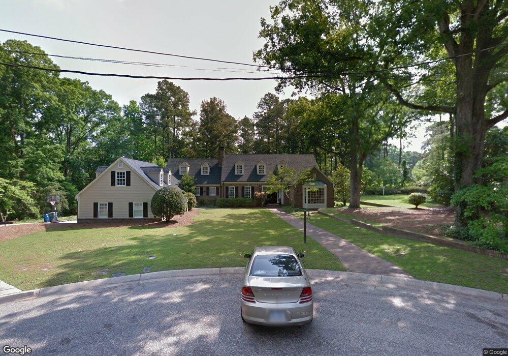 300 White Oak Ct, Fayetteville, NC 28303 - photo 1