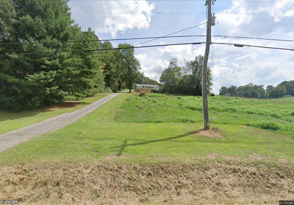 3920 Mount Vernon Rd, Gainesville, GA 30506 - photo 1