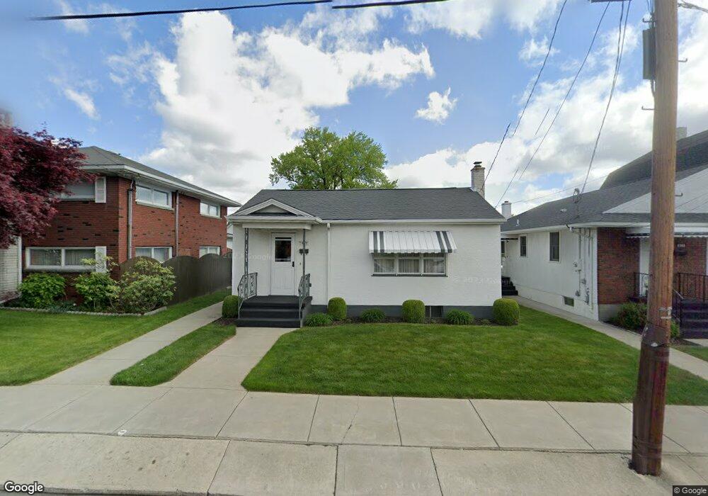 612 W Locust St, Scranton, PA 18504 - photo 1