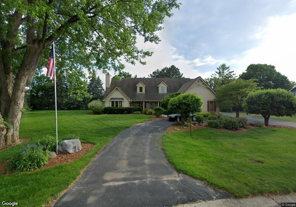 13705 Acre View Dr, Brookfield, WI 53005 - photo 1