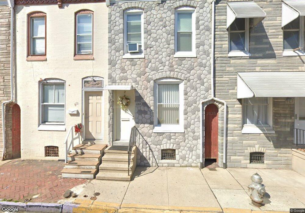 832 Locust St, Reading, PA 19604 - photo 1