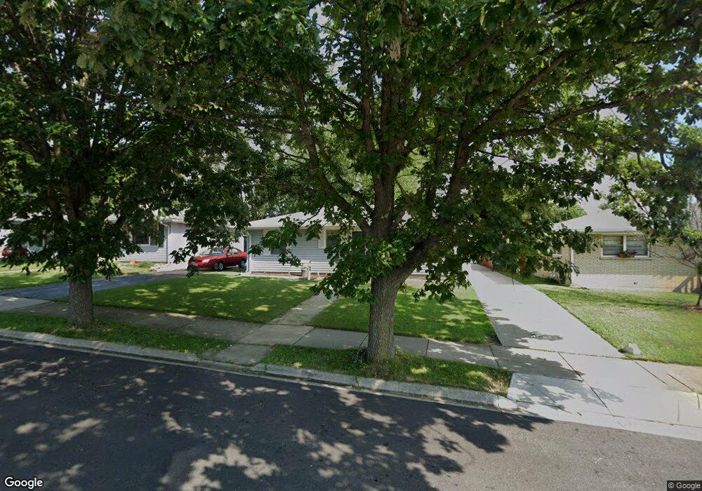 2616 W Grove Ave, Waukegan, IL 60085 - photo 1