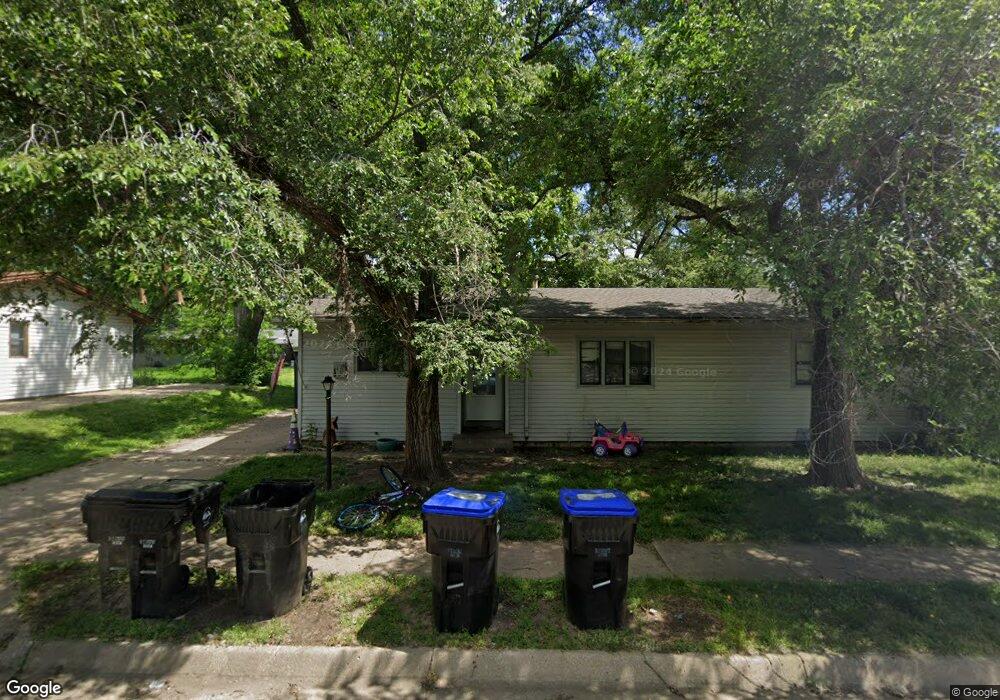 6730 SW Greencastle Dr, Topeka, KS 66619 - photo 1