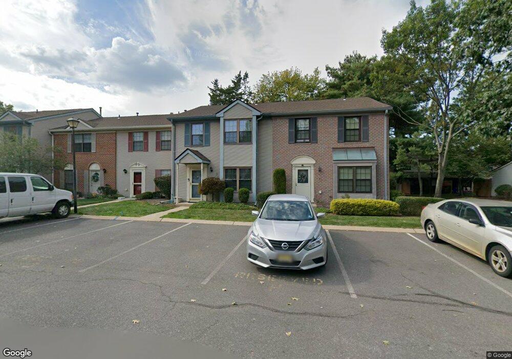 15 Lyon Ln, Franklin Park, NJ 08823 - photo 1