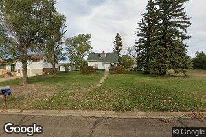 102 6th Ave NW, Elgin, ND 58533