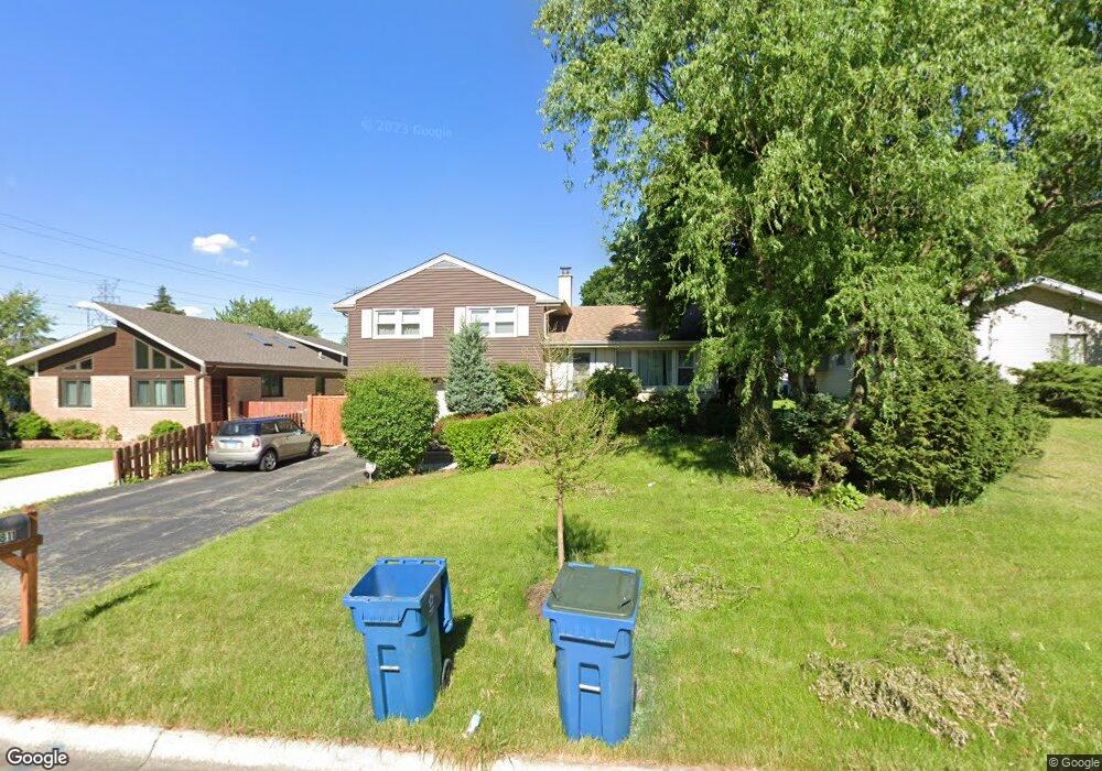 811 N Howard Ave, Elmhurst, IL 60126 - photo 1