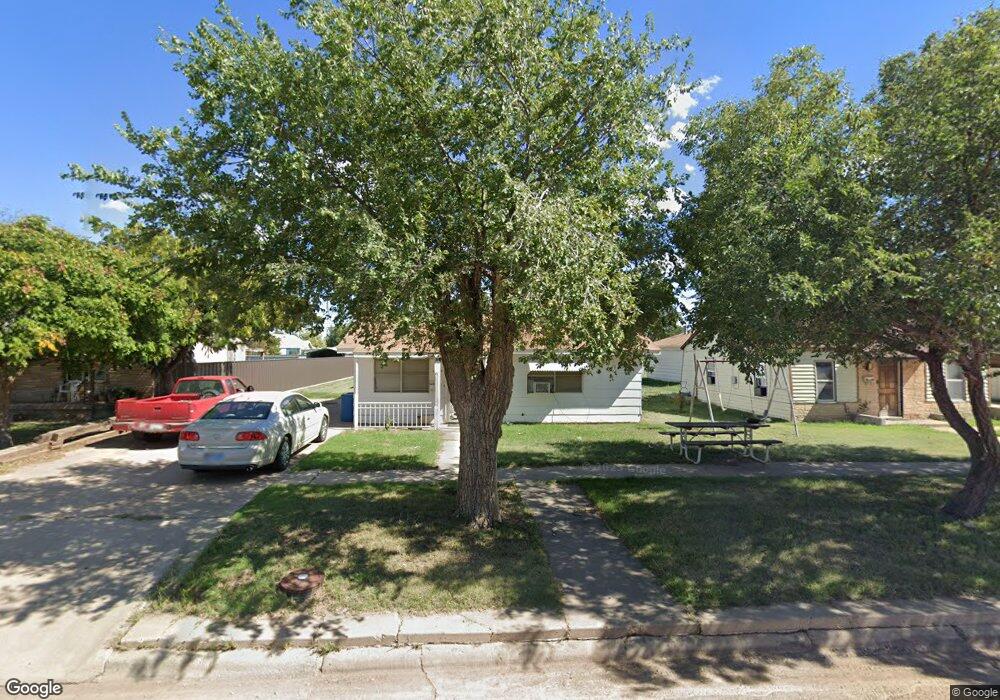 515 S Meredith Ave, Dumas, TX 79029 - photo 1