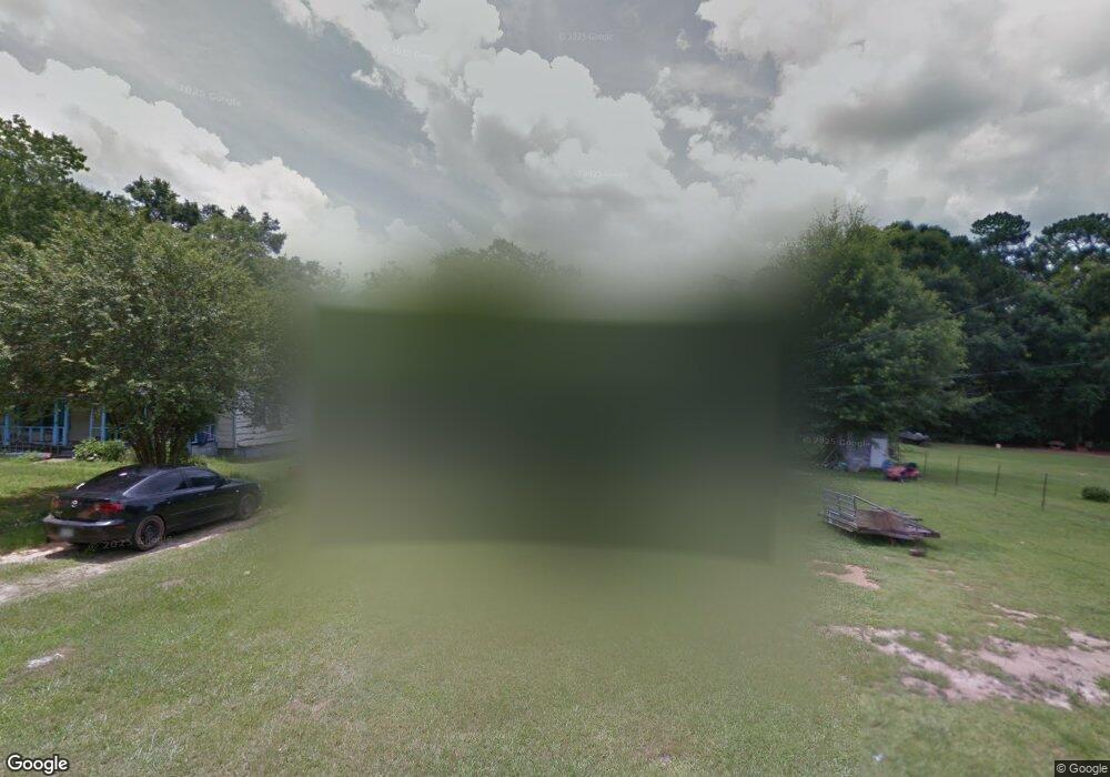 118 Washington Cir, Barnesville, GA 30204 - photo 1