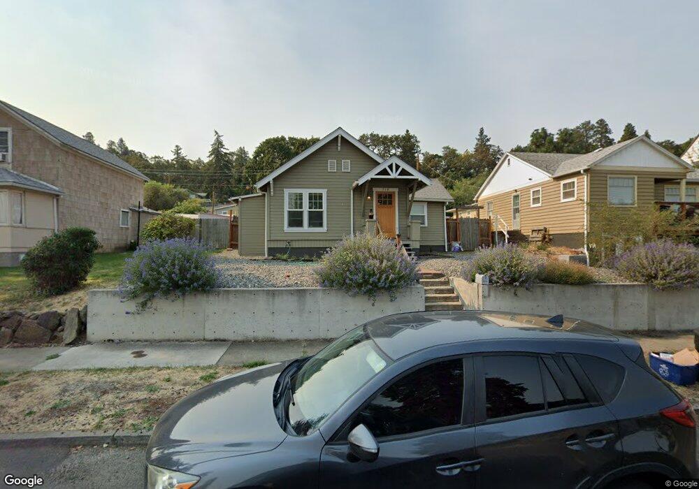 518 E 13th St, the Dalles, OR 97058 - photo 1