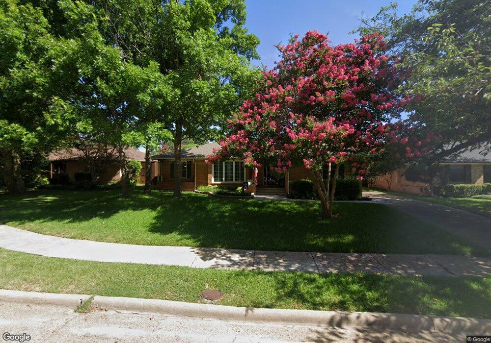 6145 Saratoga Cir, Dallas, TX 75214 - photo 1