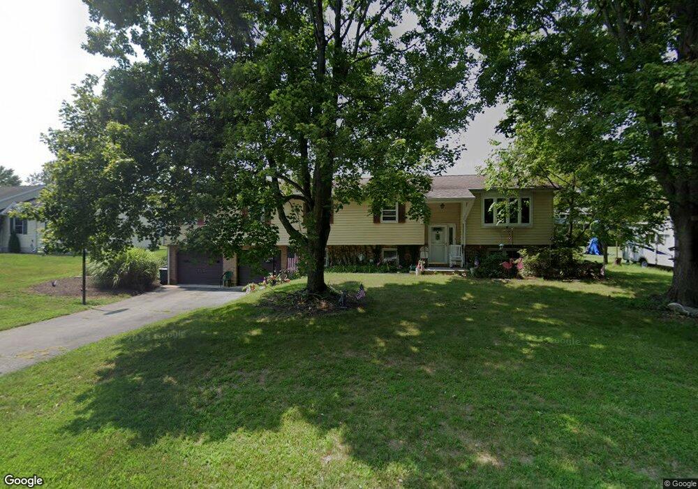 145 Redding Ln, Gettysburg, PA 17325 - photo 1