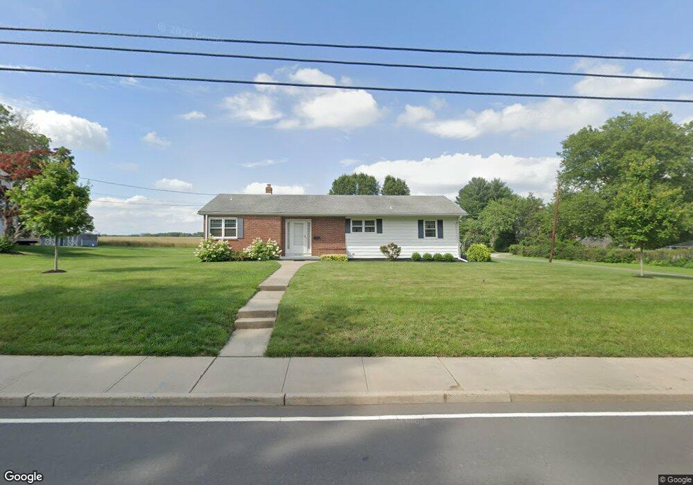 112 Plainsboro Rd, Cranbury, NJ 08512 - photo 1