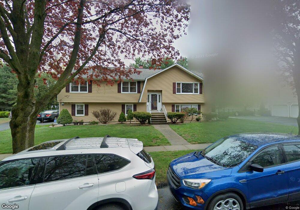 80 Sheffield Dr, Stratford, CT 06614 - photo 1