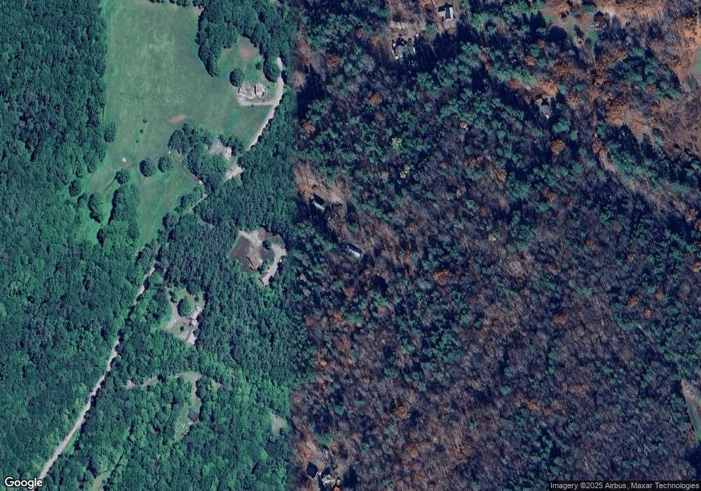 1392 Hinesburg Rd, Brattleboro, VT 05301 - photo 1