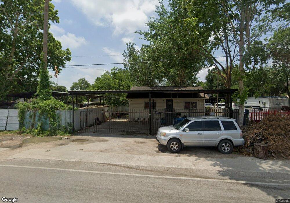 410 Berry Rd, Houston, TX 77022 - photo 1