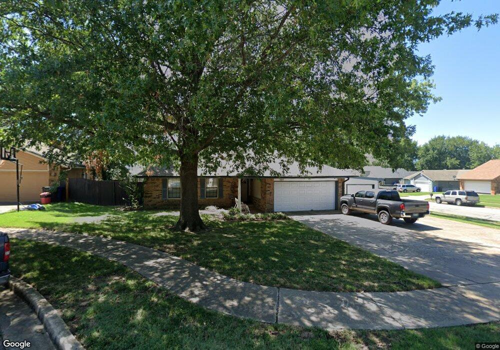 1309 W Phoenix St, Broken Arrow, OK 74011 - photo 1