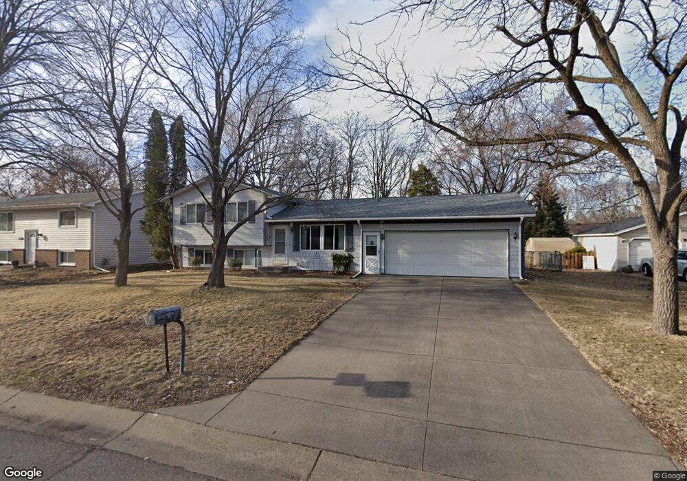 10160 99th Ave N, Maple Grove, MN 55369 - photo 1